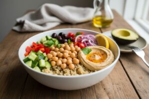 Bowl méditerranéen aux pois chiches et houmous
