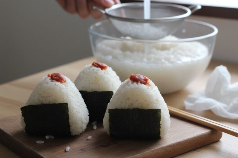 Recette onigiri umeboshi facile Boulettes de riz japonais moelleuses
